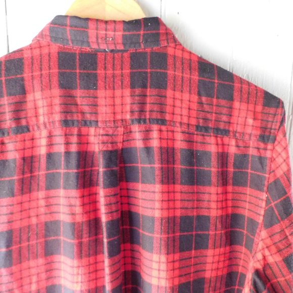 ๐ ๐ Cozy Farmhouse Flannel - Picture 11 of 11